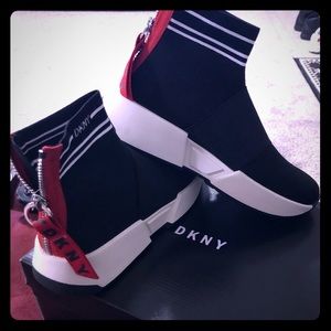 DKNY marini slip on sock sneakers